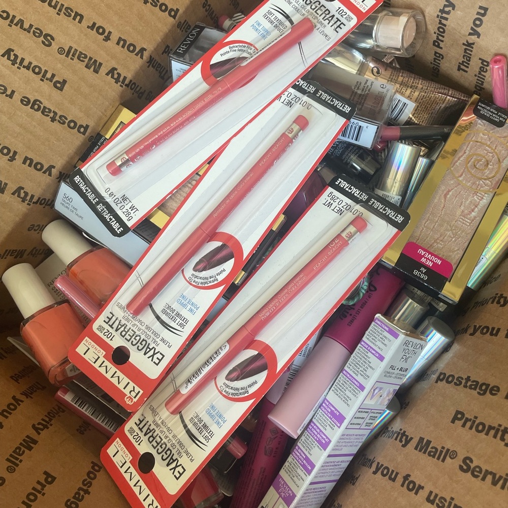 65 pcs Bulk Wholesale Cosmetics Makeup Lot Loreal,Revlon,NYX,Maybelline, & More